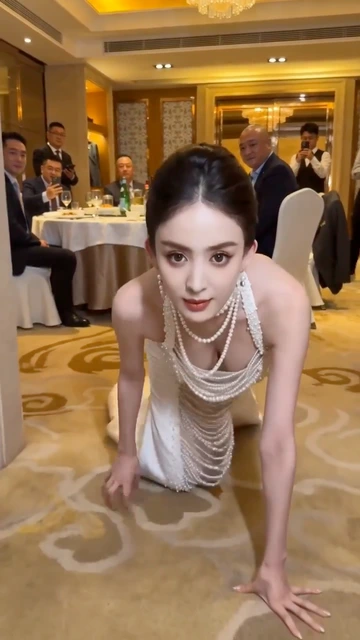 金主大佬们的饭局自然少不了顶流女星的作陪